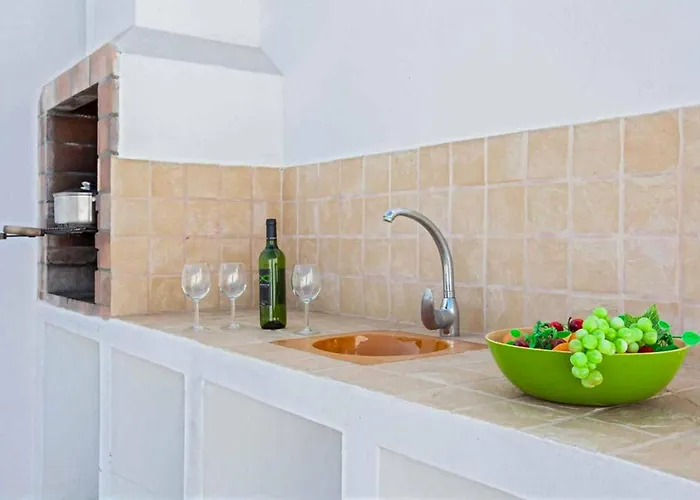 Dolores Puerto del Carmen (Lanzarote)